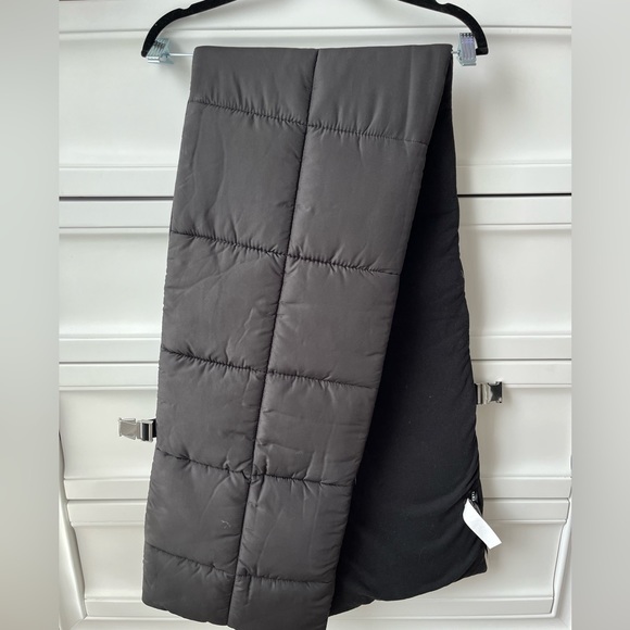 Zara double sided scarf with chrome buckle - Picture 1 of 7